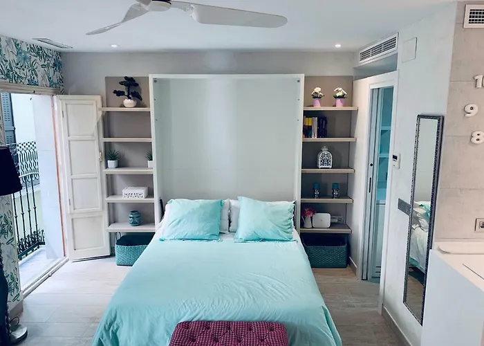 Cathedral Studio, Luxury Studio In Cathedral Area, Parking Optional