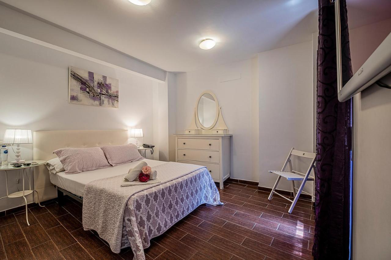 Noches De Triana Seville
