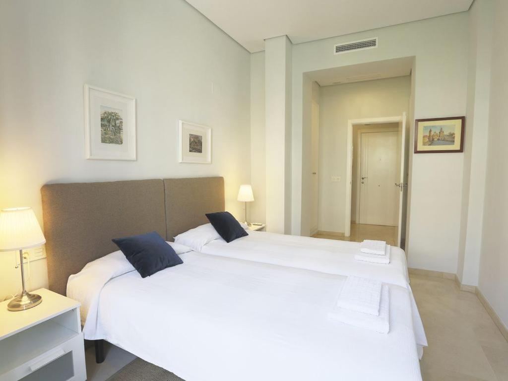 Apartamento Epicenter Ii Nuevo Y Lujoso Apto Parking Gratis Perfecta Ubicacion