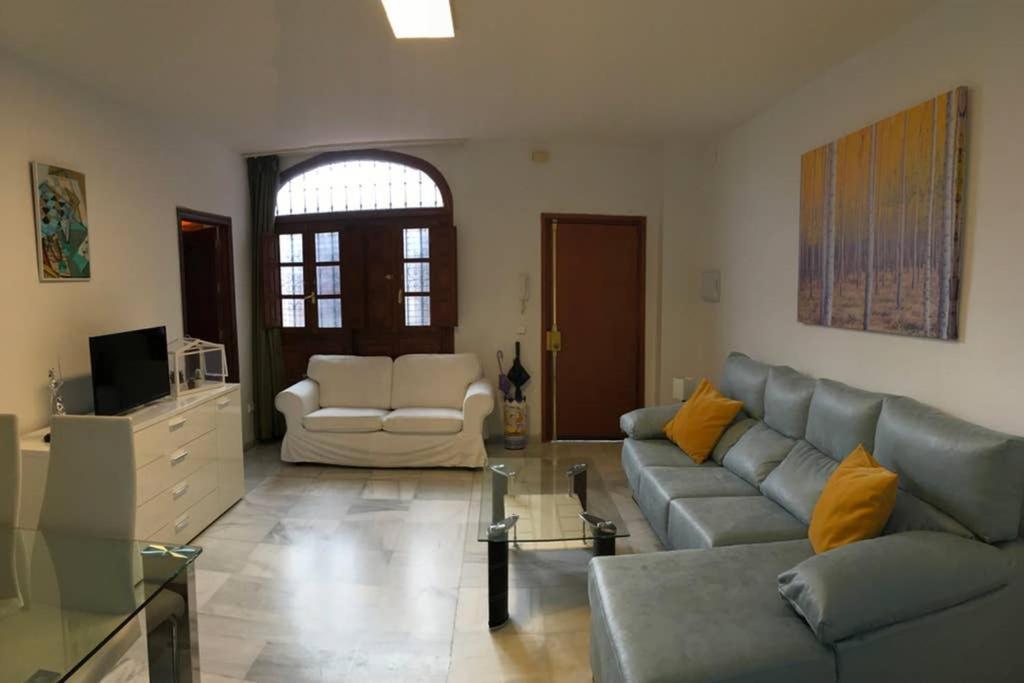 Apartamento 1 Minute From Cathedral. Feel The Heart Of *