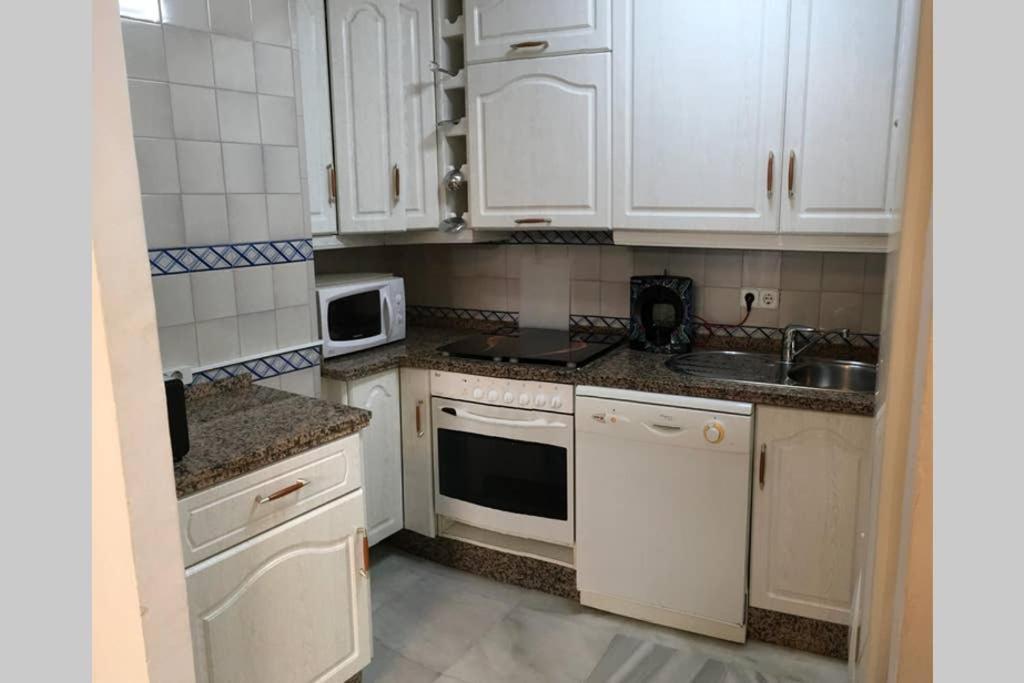 Apartamento 1 Minute From Cathedral. Feel The Heart Of Sevilla