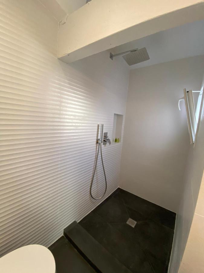 ático Con Terraza Totalmente Privada En Pleno Centro Histórico De Apartamento *