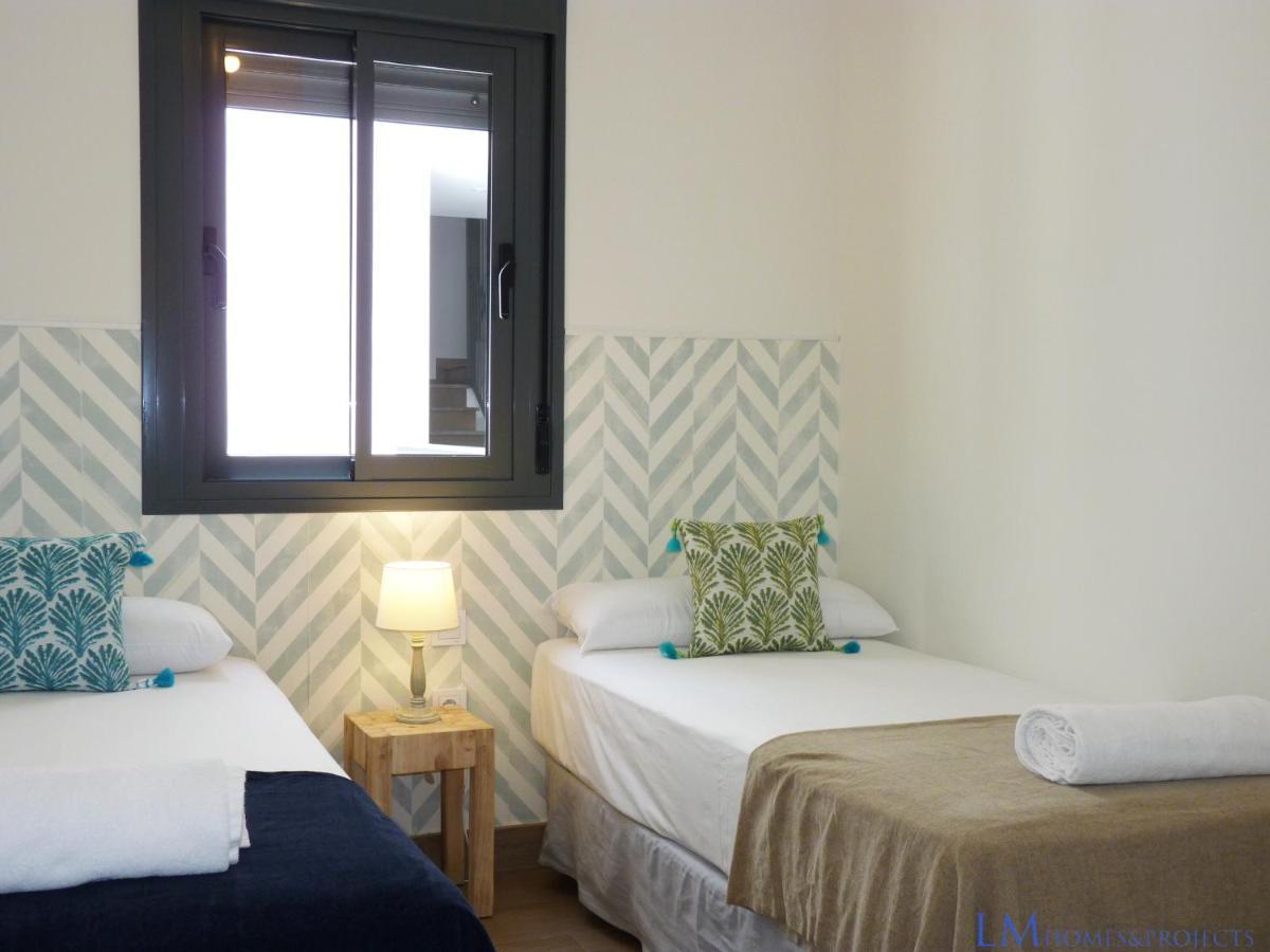 Alameda Square Apartment