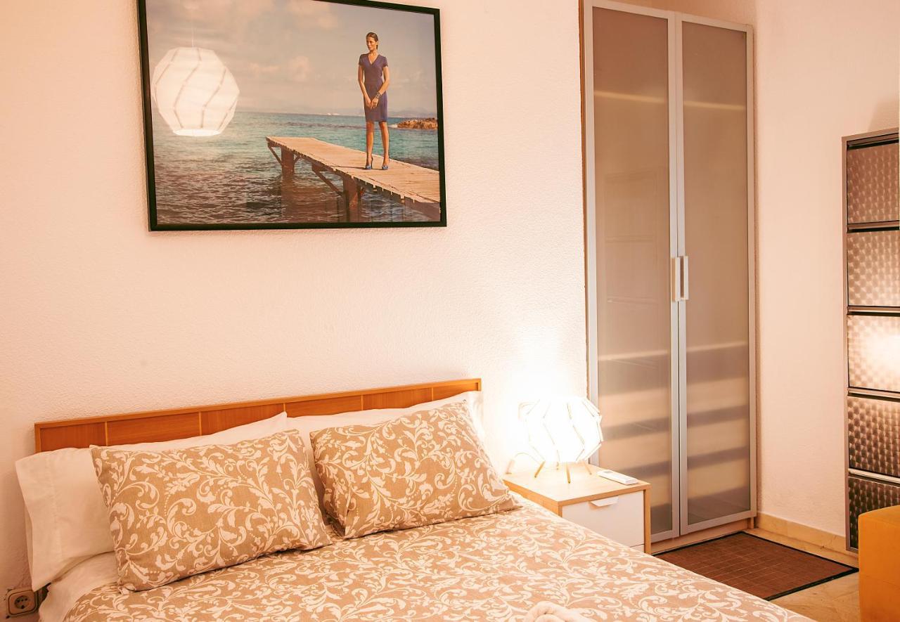 Rentalsevilla Precioso Reformado En La Alameda Sevilla