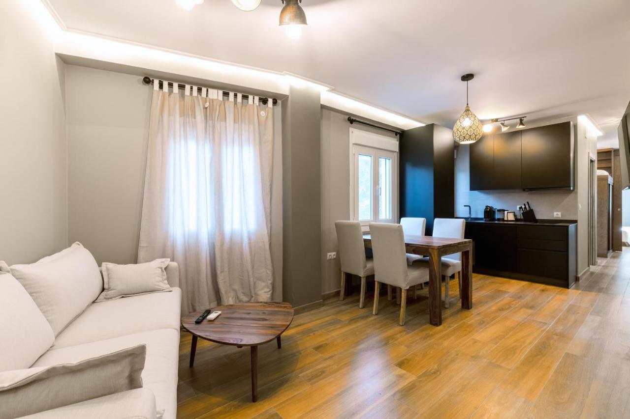 Apartamento Apartsuites Triana Cariñanos