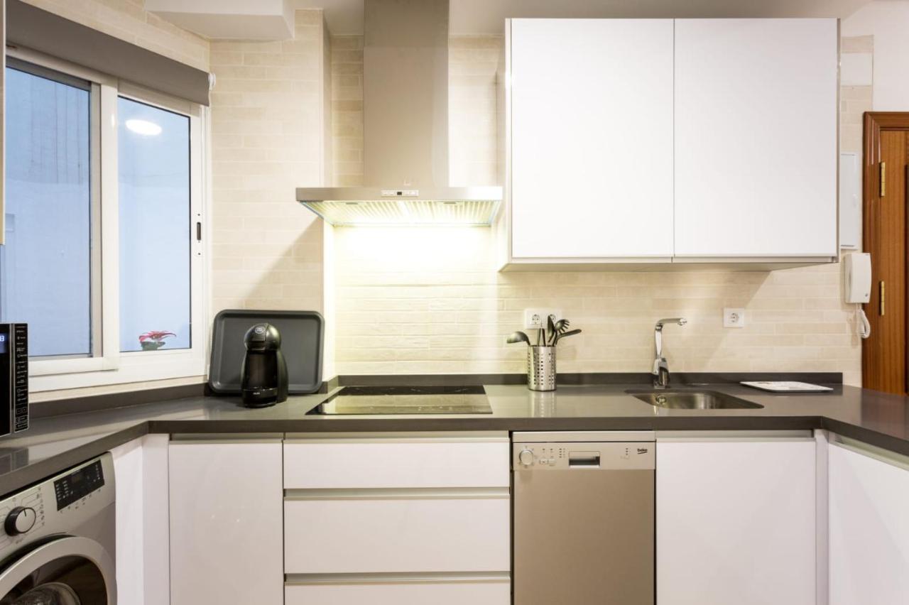 Rentalsevilla Espacioso En La Alfalfa Apartamento