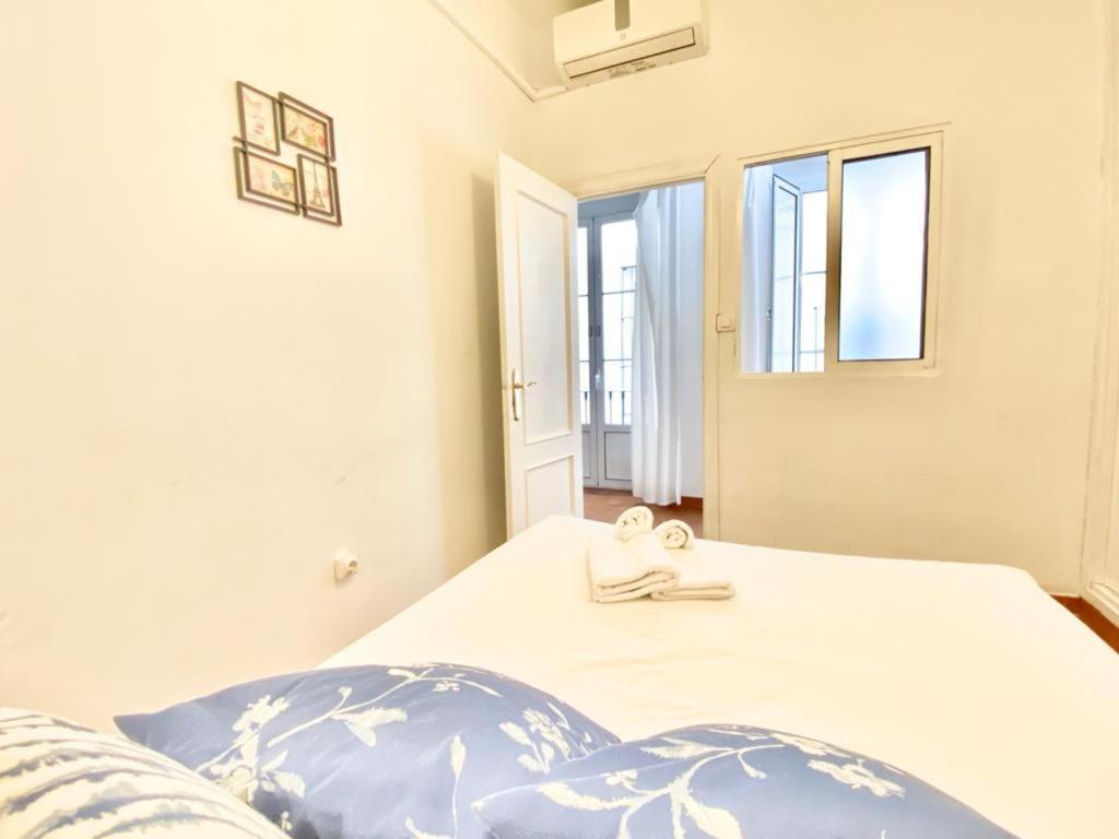 Apartment Superb In Downtown Of ,parking Optional, !! Seville