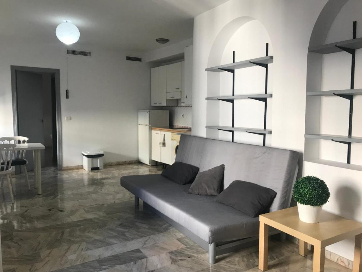 Arc House Only Adults Hostal