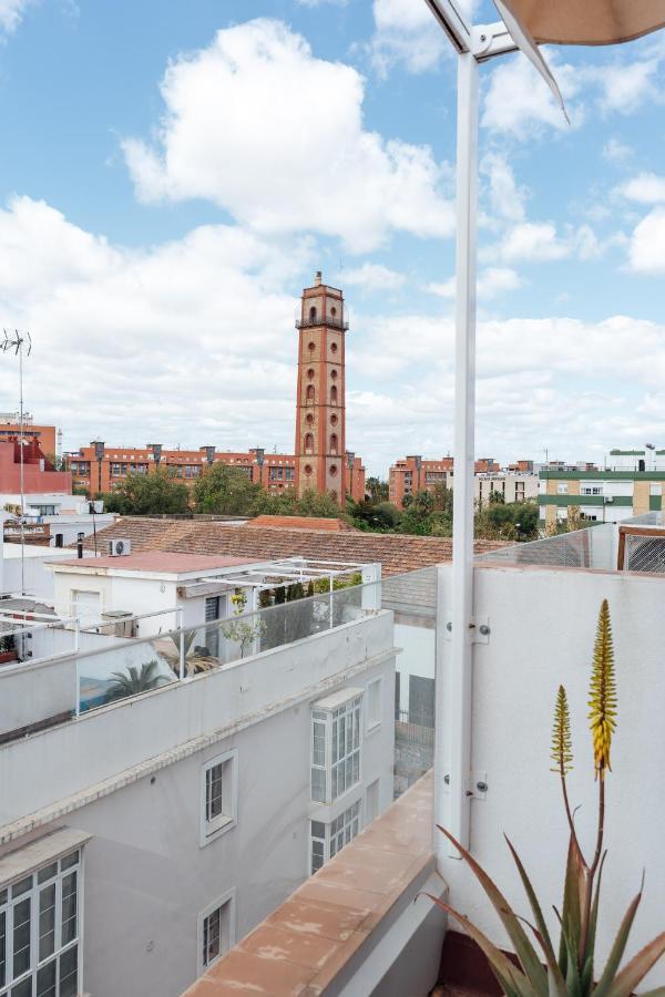 Mintystay - Penthouse Feria Apartment Seville