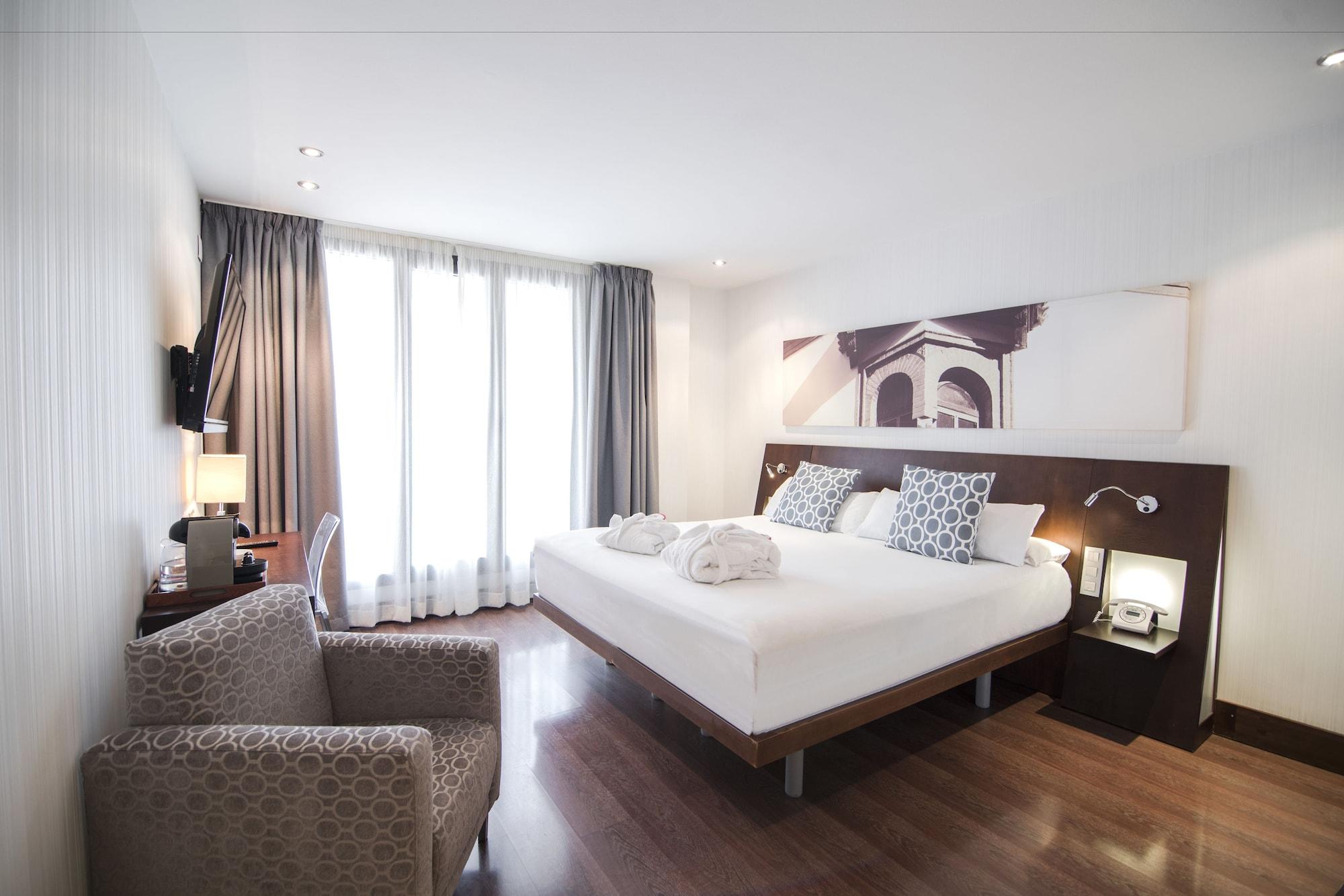 Hotel Petit Palace Marques Santa Ana Sevilla