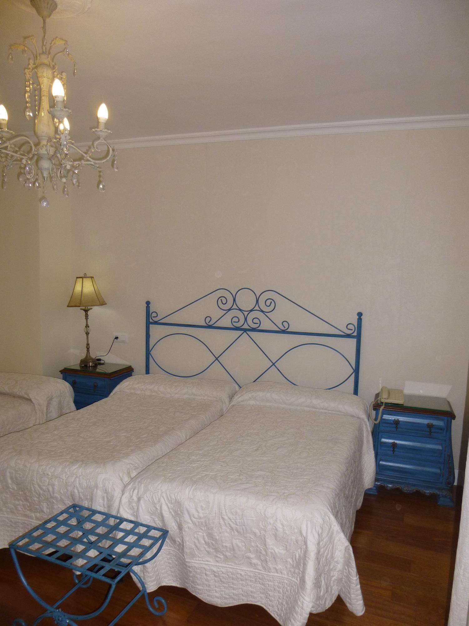 Guest house Le Petit Paris 2*