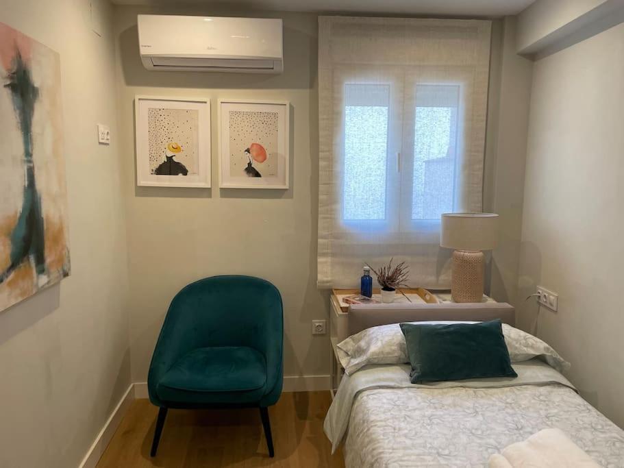 Velarde-maestranza Apartamento