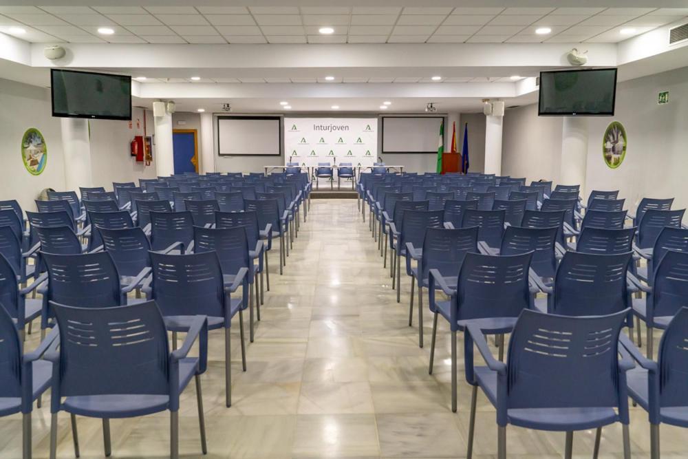 Inturjoven Hostel *
