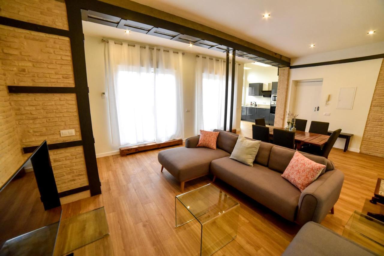 Design Penthouse In The Center *
