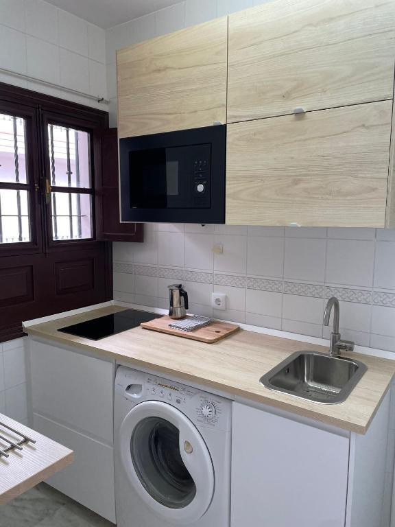 Apartamento Muy Céntrico Apto. En Típico Patio Sevillano *