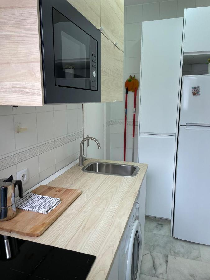 Muy Céntrico Apto. En Típico Patio Sevillano