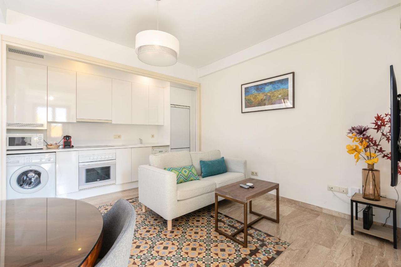 Green-apartments Giralda Views *