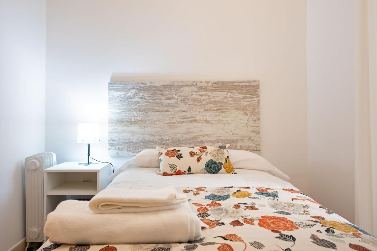 Apartment San Vicente Apartamento, 5 Pax, Centro Historico Seville
