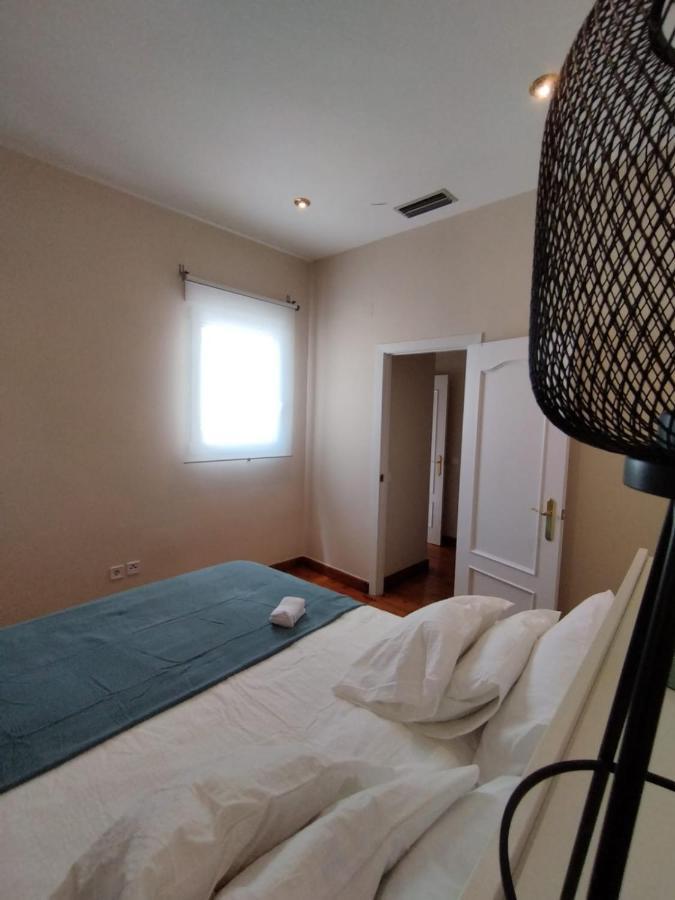Cathedral Apartment *