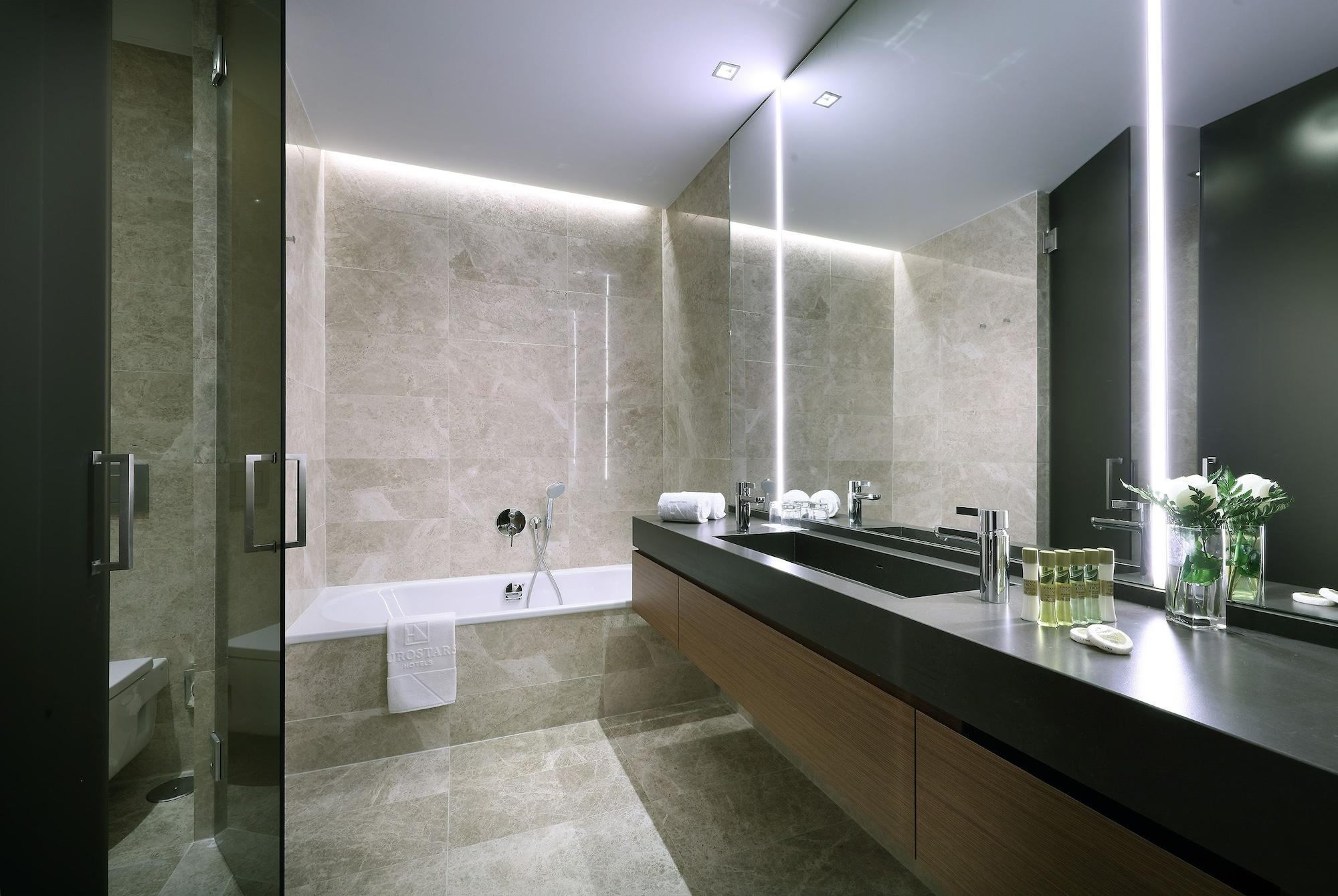 Eurostars Torre 5* Sevilla