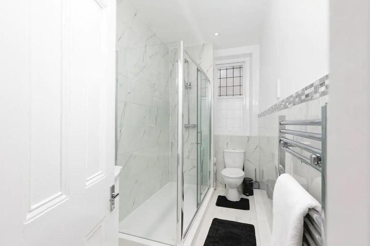 Lora Modern Apartamento * Sevilla