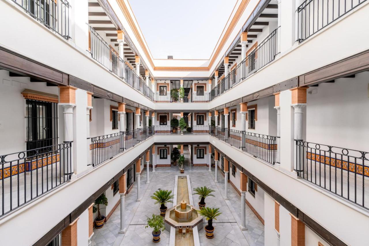 Center Of Seville! Luxury In Sevillian Manor House! Sevilla
