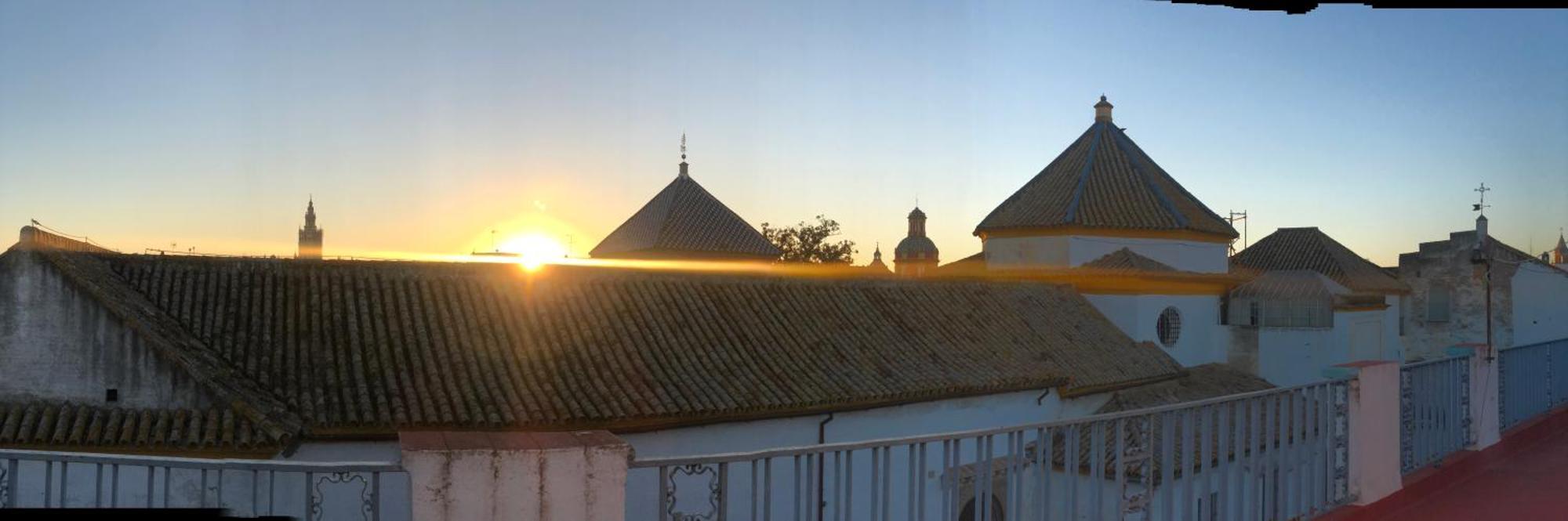 Atico Caleria Con Vistas A La Giralda Sevilla