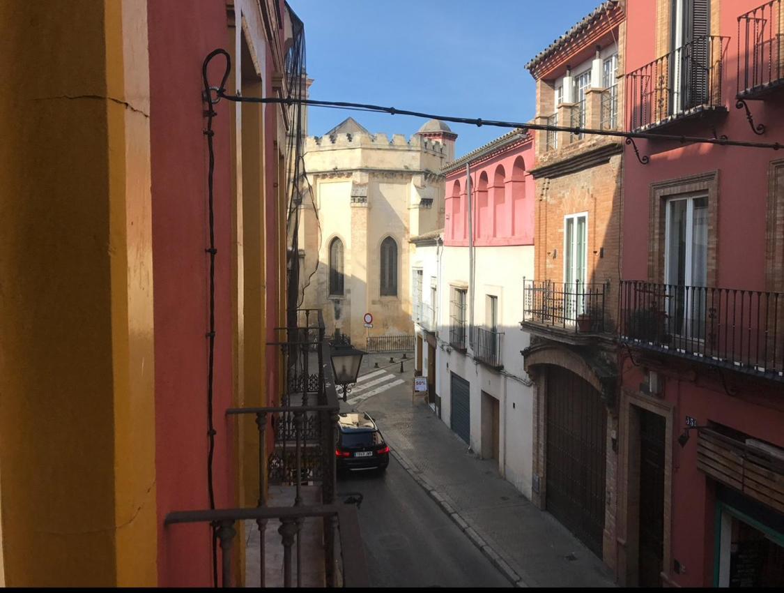 Pensión Room, View To The *