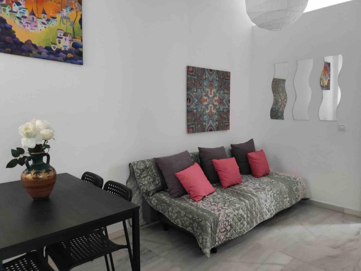 Apartamento Puente Triana *