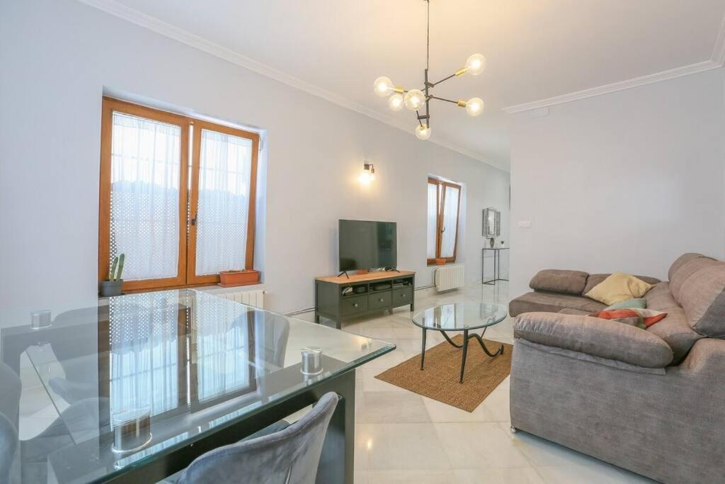 Riverwalk - Puente Triana Apartamento *