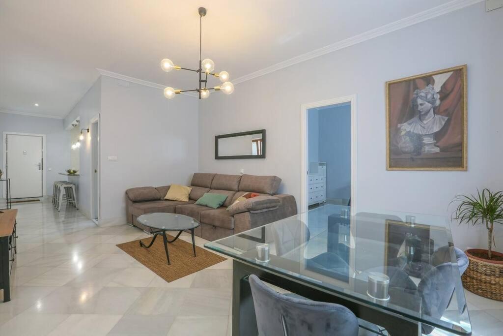 Riverwalk - Puente Triana Apartamento