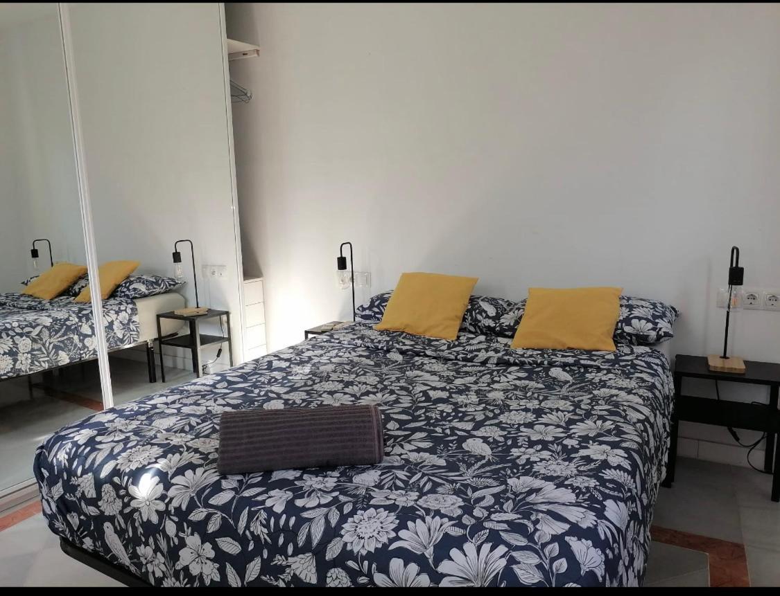 Sevilla's Bed And Terrace