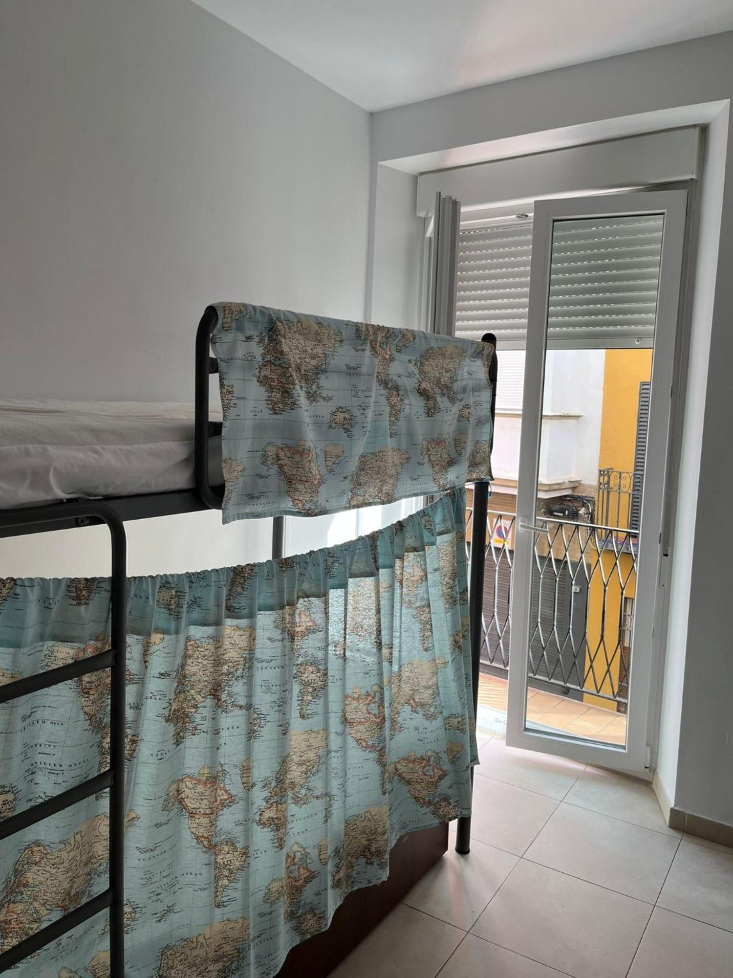 A2c (adults Only) Hostal