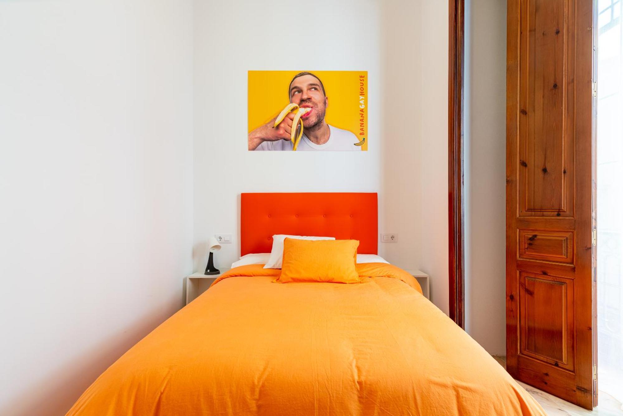 Banana Gay House - Only Men Sevilla