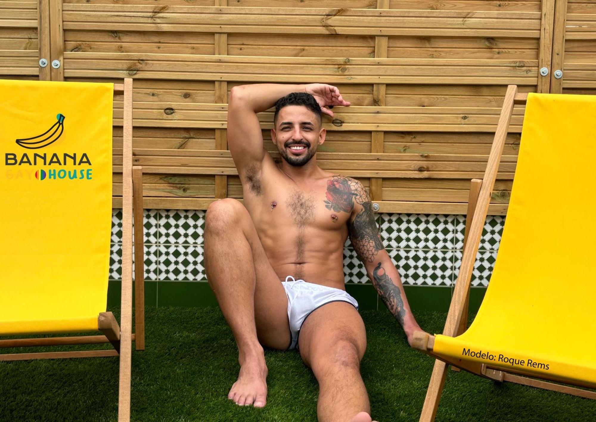 Banana Gay House - Only Men Sevilla