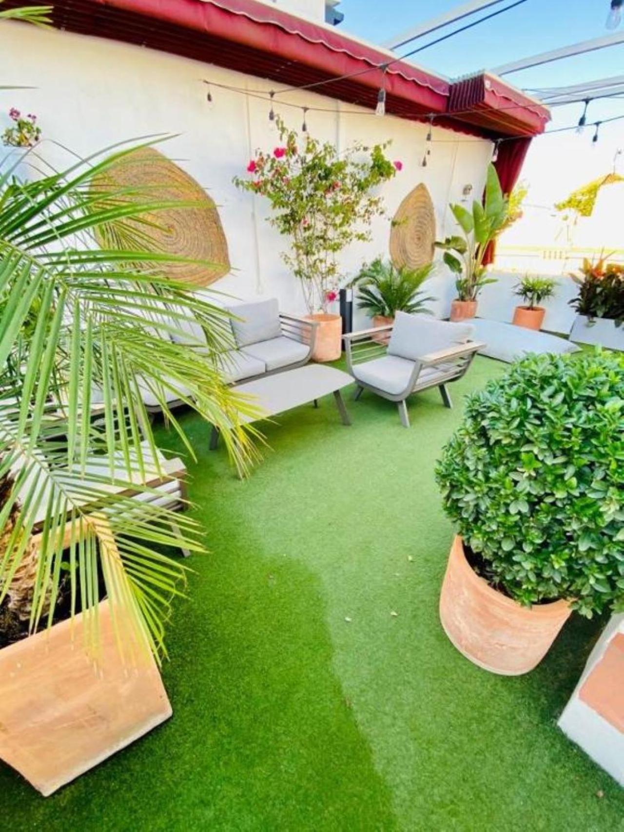 ático Con Terraza Totalmente Privada En Pleno Centro Histórico De *