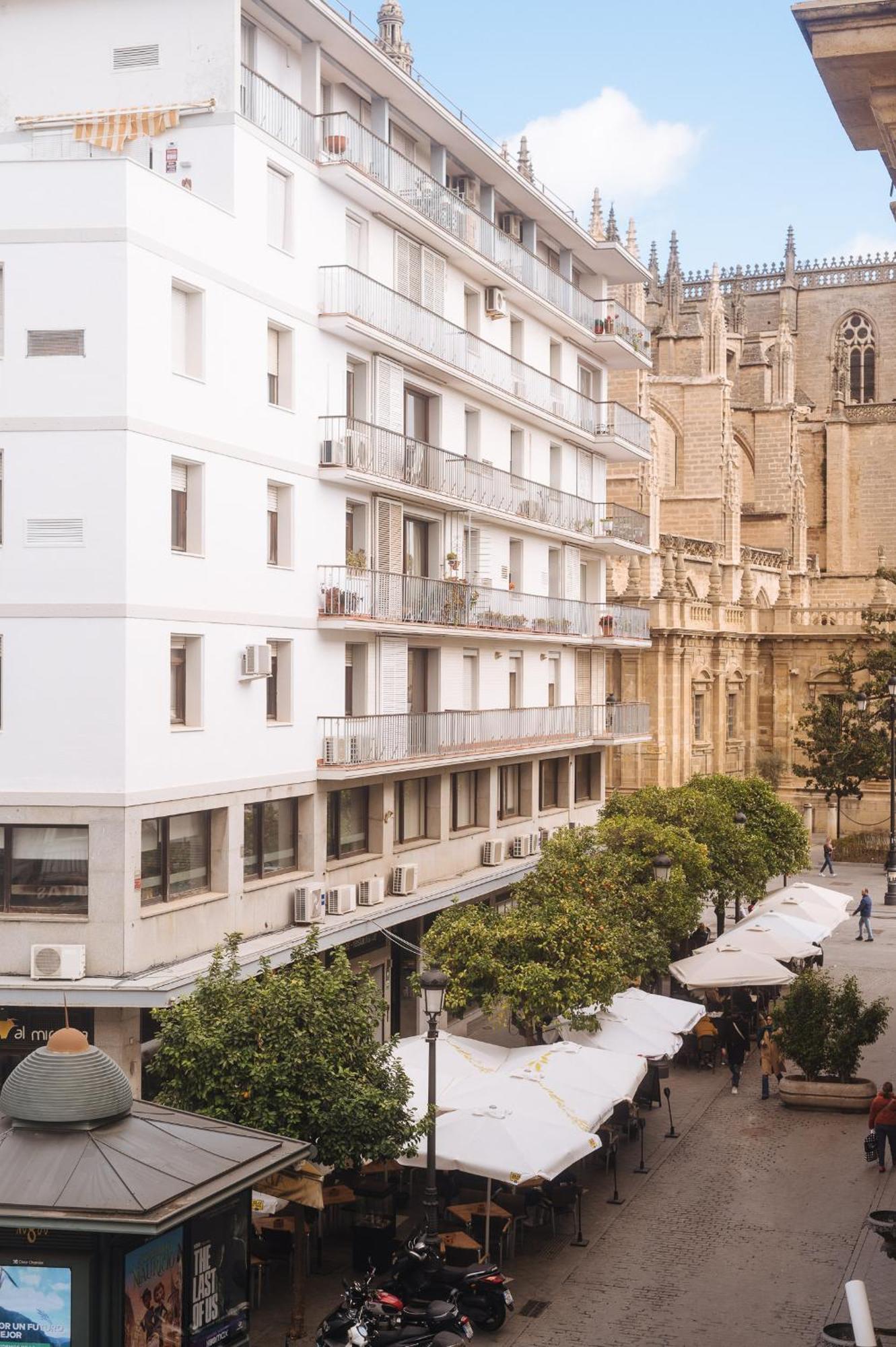 Vistas Catedral Tomas De Ibarra Parking Opc Apartamento Sevilla