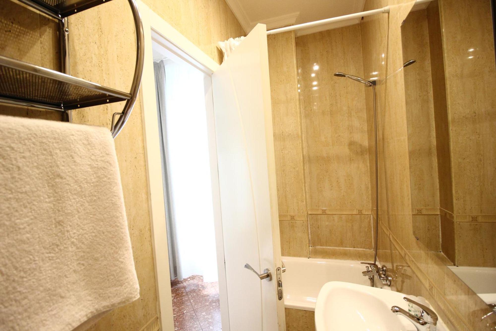 Atarazanas - Design Guest house