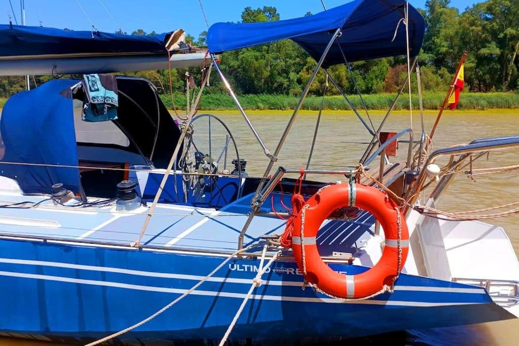 Tu Casa Flotante En Sevilla! Barco En Alquiler En El Guadalquivir