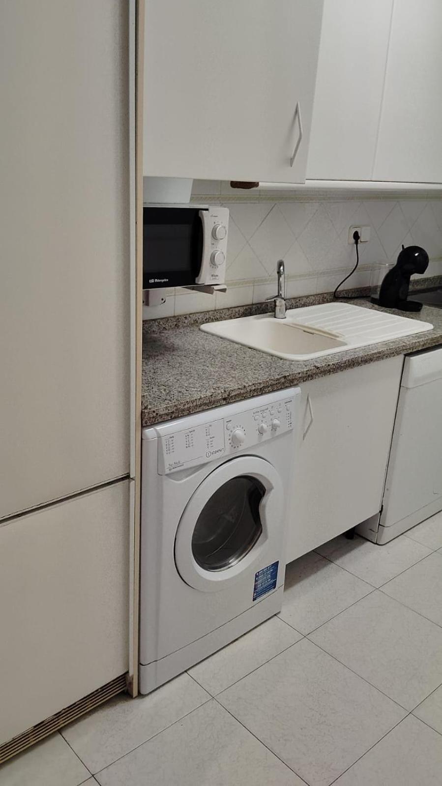 Apartamento Centrico Y Amplio Con Todas Comodidades *