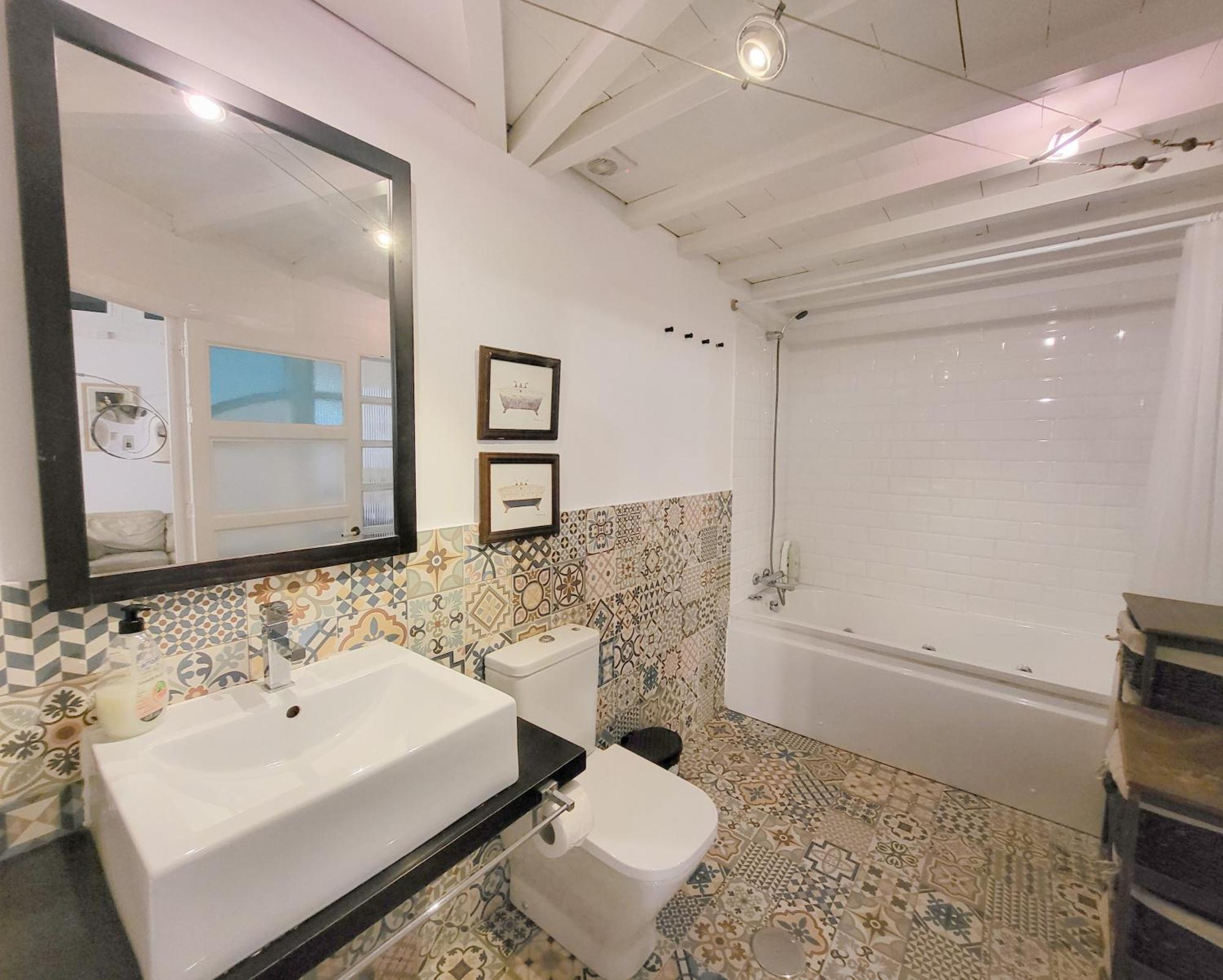 Apartamento Loft Soho, Free Garage, Downtown