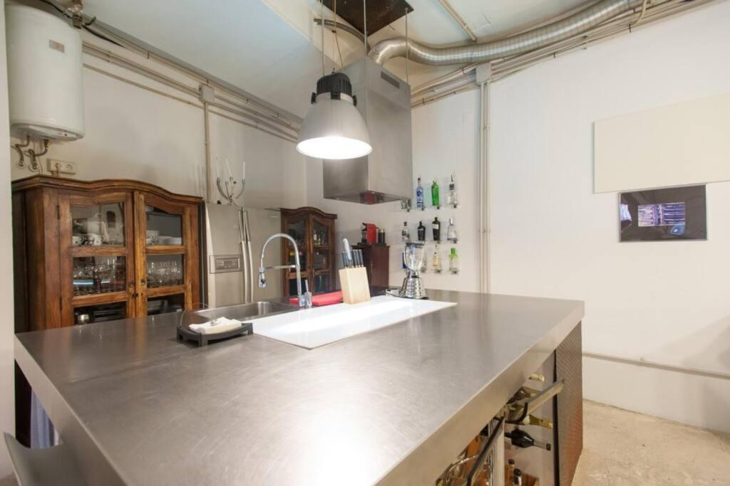 Loft Soho, Free Garage, Downtown Apartamento