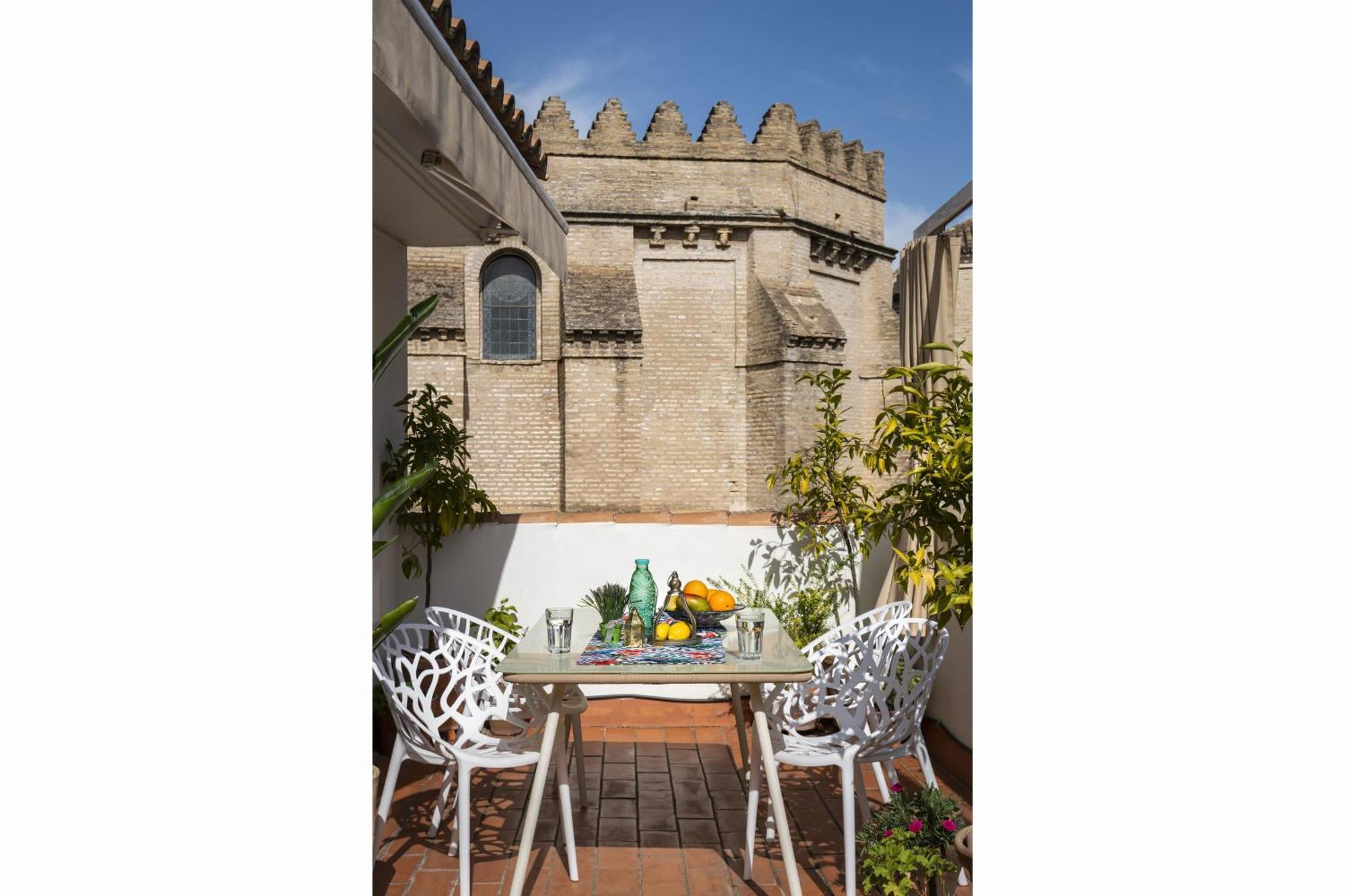 Monkeys Alameda House & Terrace Sevilla