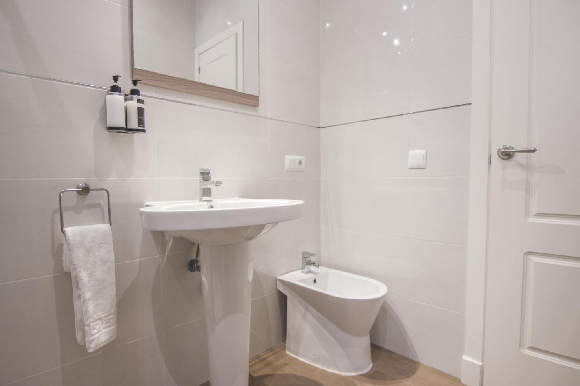 Rentalsevilla Mateos Gago Apartment Seville