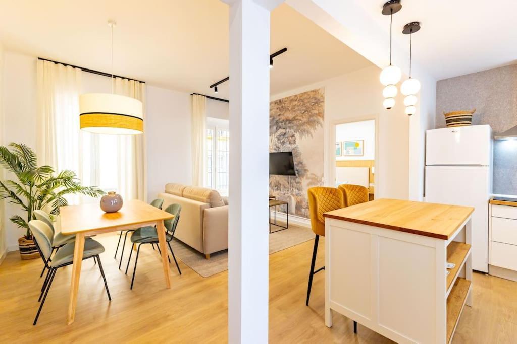 Apartment Santa Catalina Centra By Valcambre