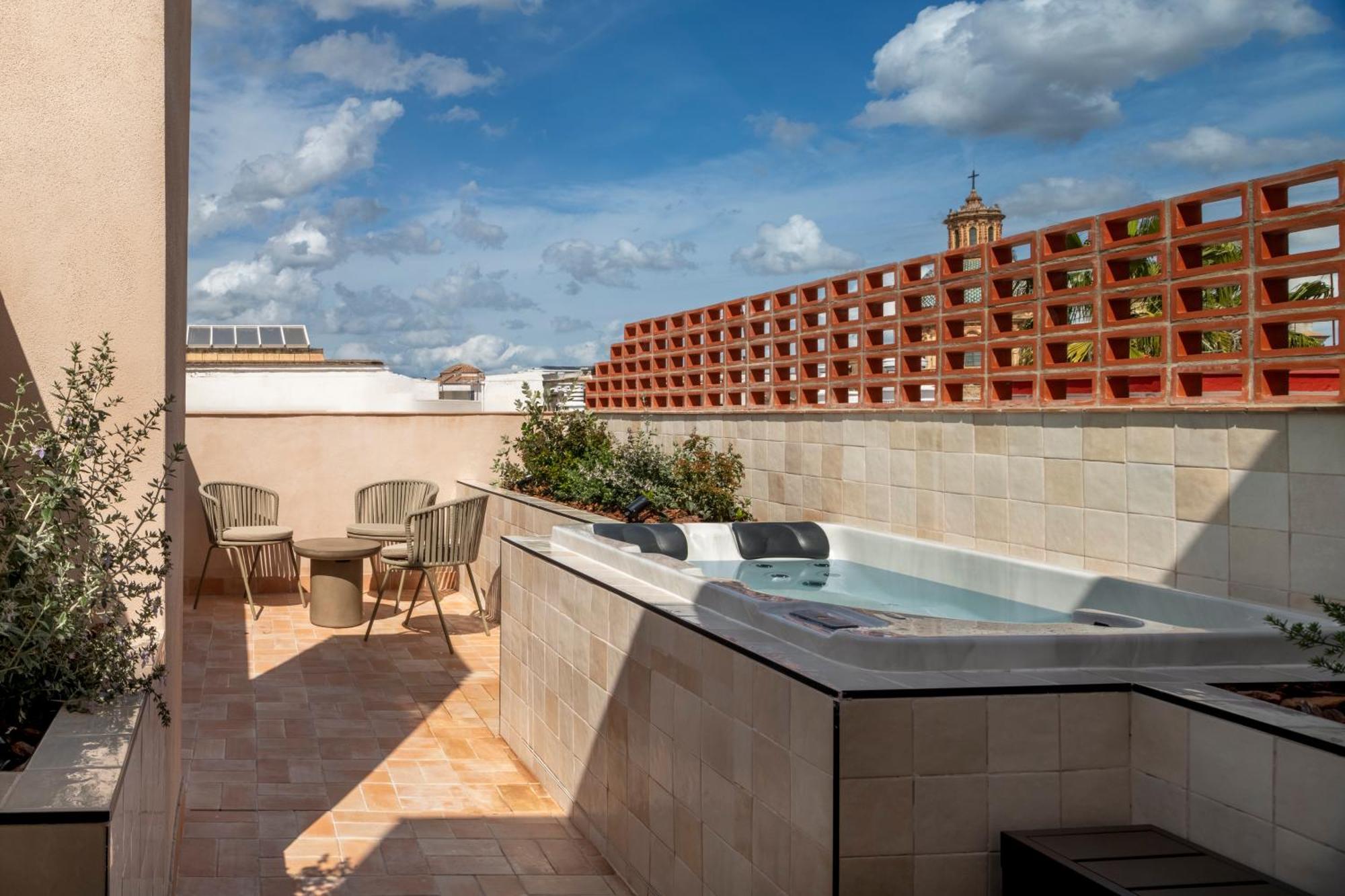 Magno Clavellinas * Seville