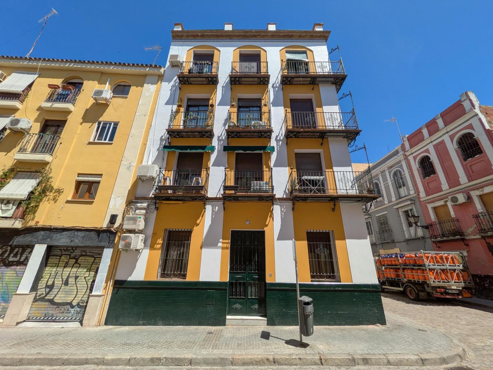 Alojarte Relator * Sevilla