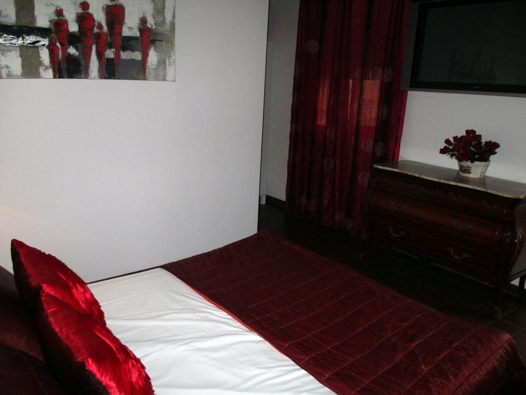 Guest house Noches De Triana 2*