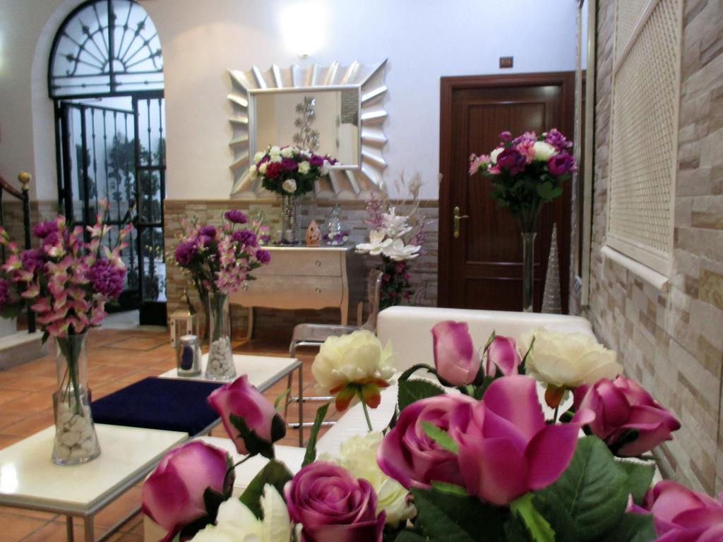 Noches De Triana Guest house 2*