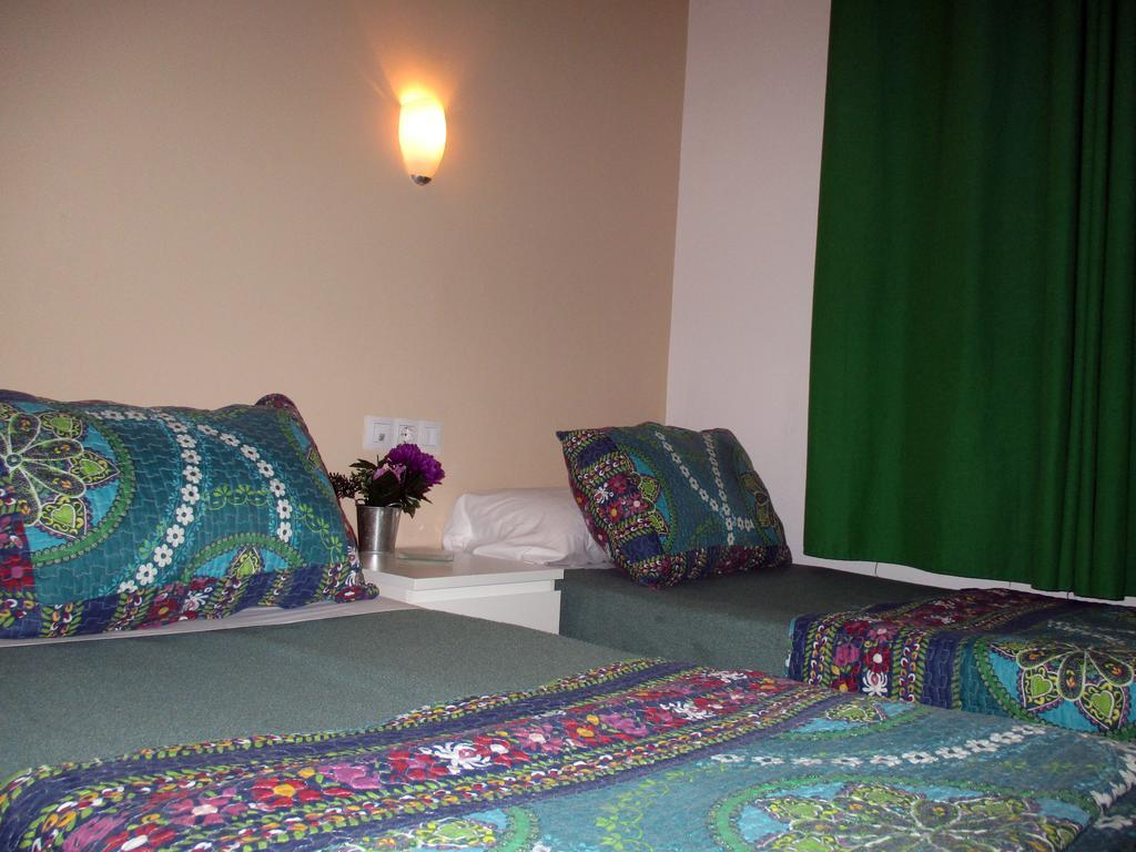 Noches De Triana Guest house 2*